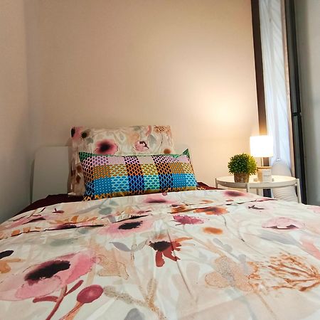 Private Room By El Born Barcelona Bagian luar foto