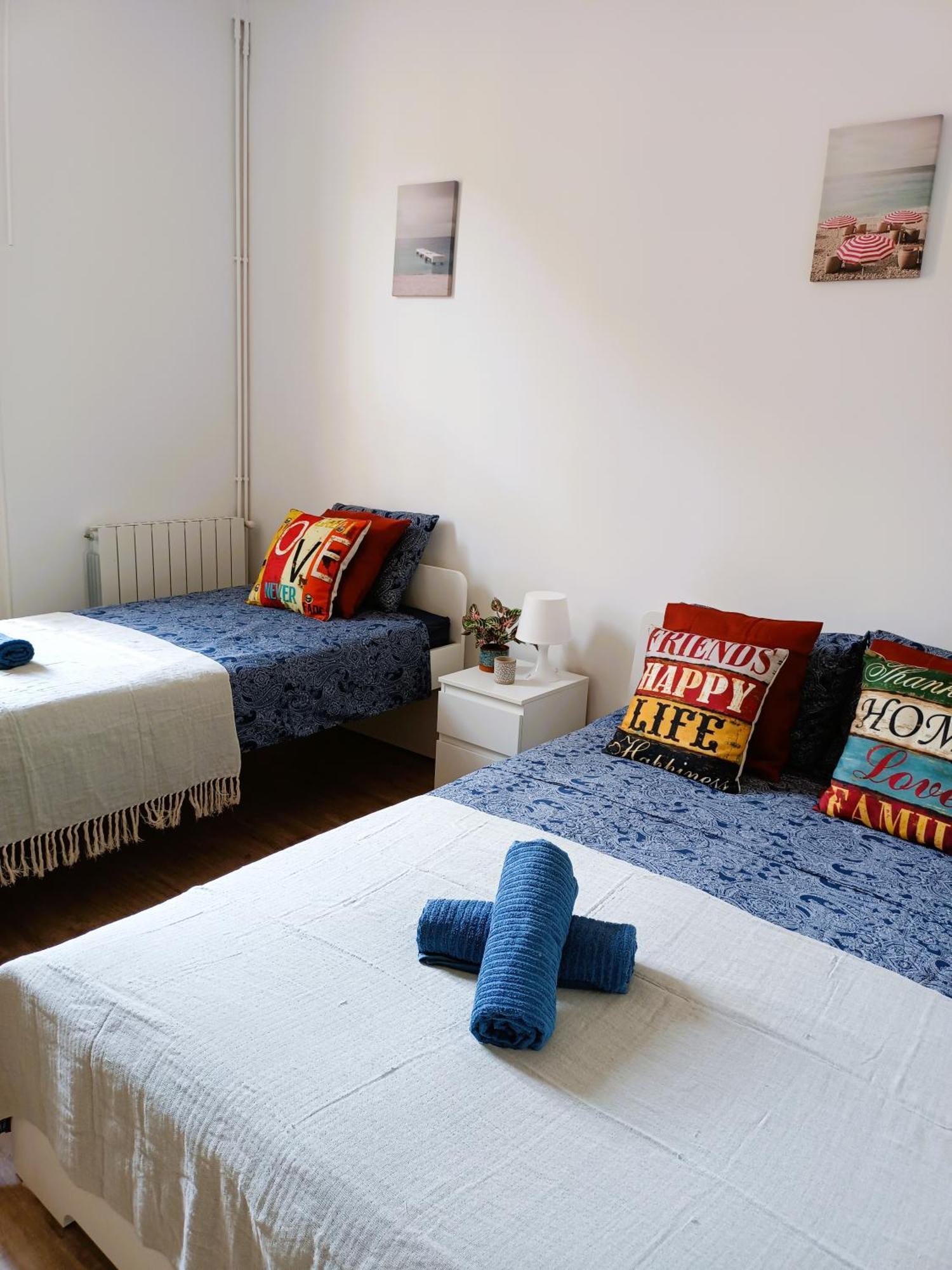 Private Room By El Born Barcelona Bagian luar foto