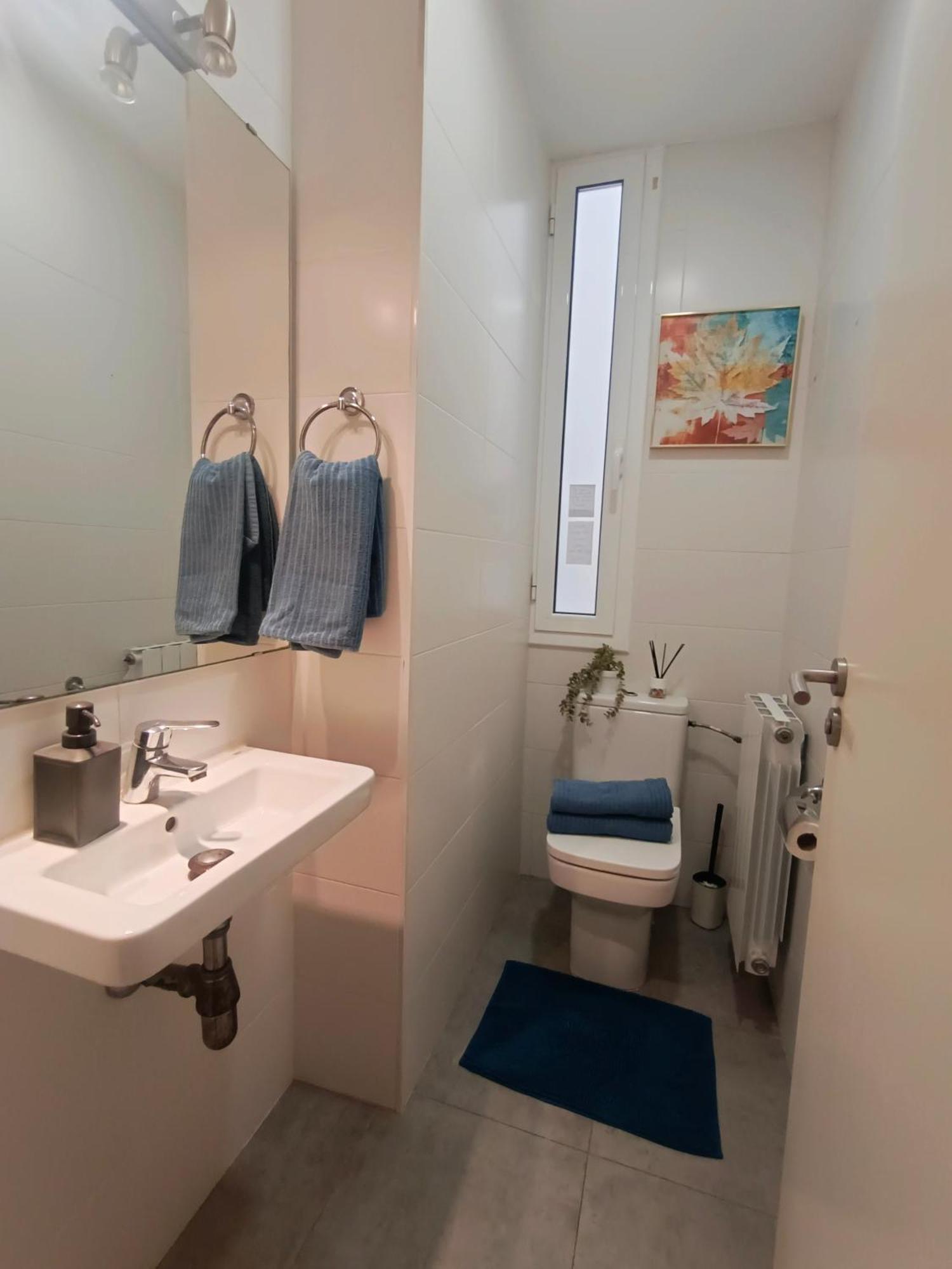 Private Room By El Born Barcelona Bagian luar foto
