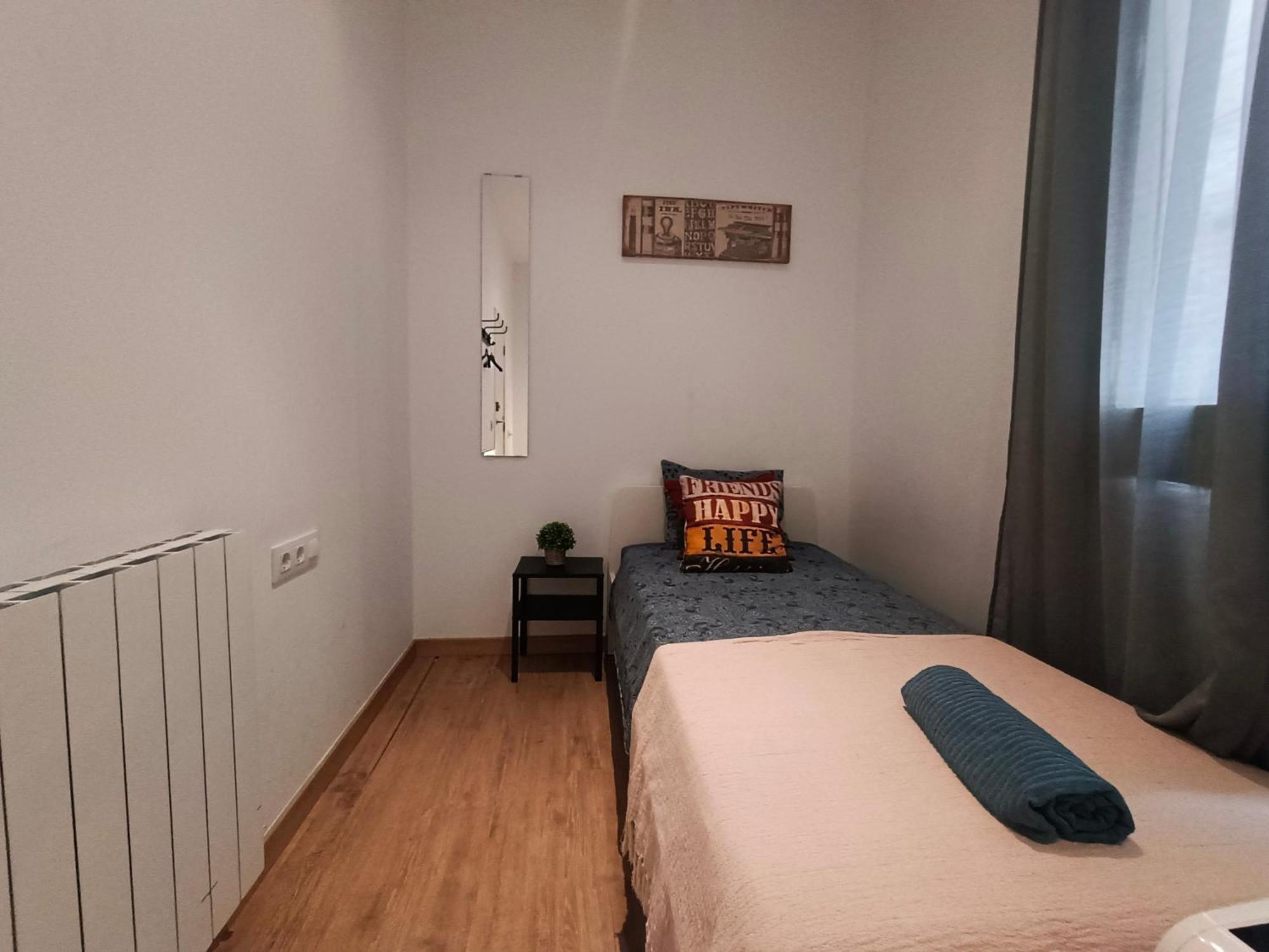 Private Room By El Born Barcelona Bagian luar foto