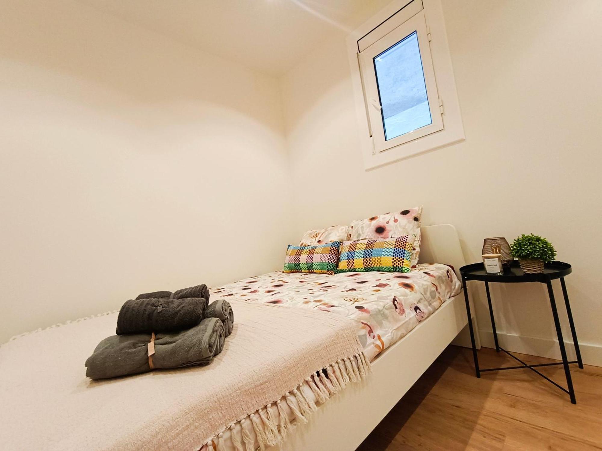Private Room By El Born Barcelona Bagian luar foto