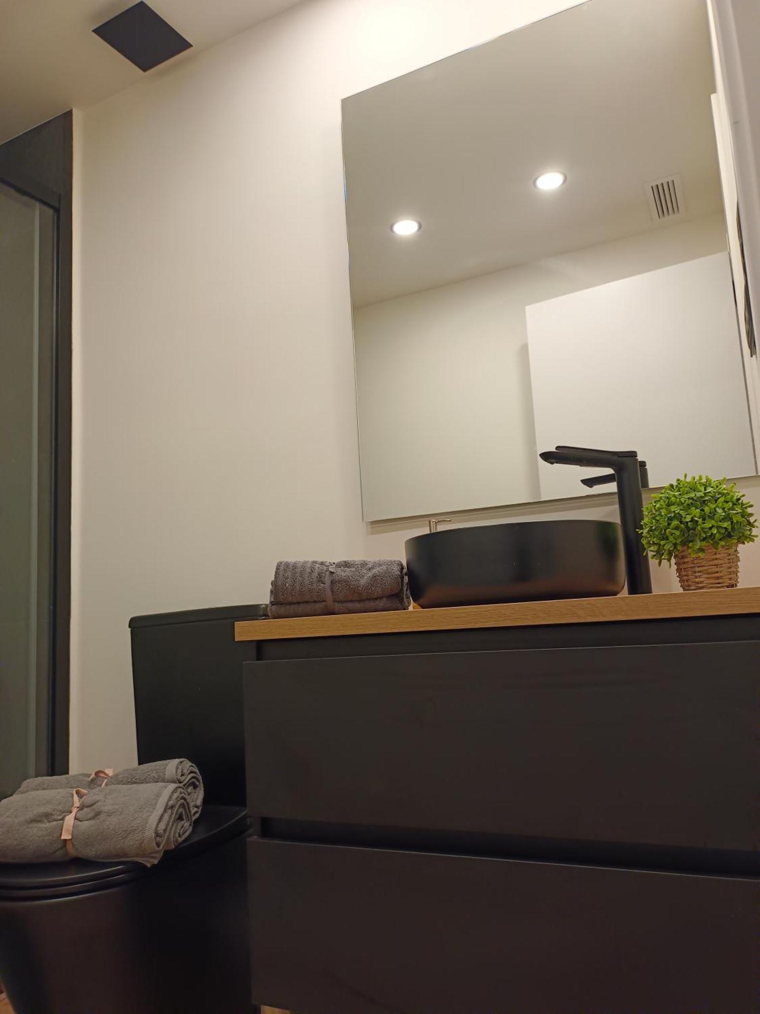 Private Room By El Born Barcelona Bagian luar foto