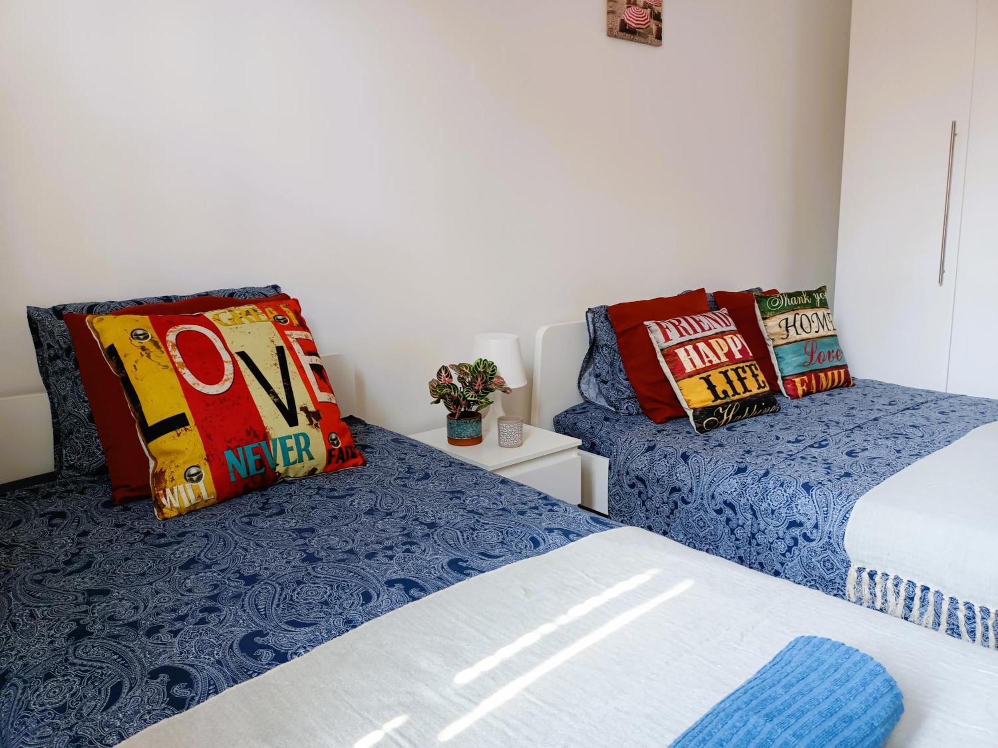 Private Room By El Born Barcelona Bagian luar foto